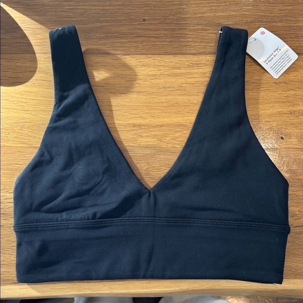 NWT Lululemon Align V Neck Bra, A/B Cup, Size 6